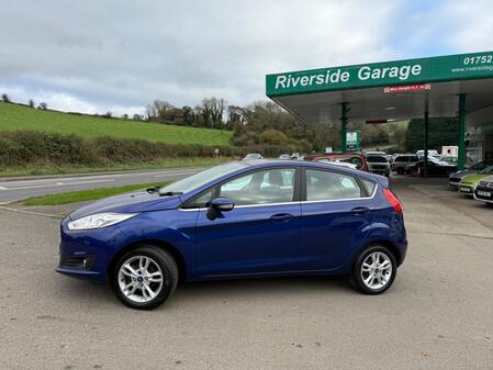 FORD FIESTA 1.0 T EcoBoost Zetec