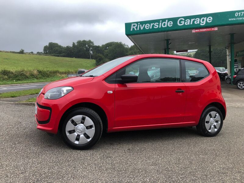 VOLKSWAGEN UP