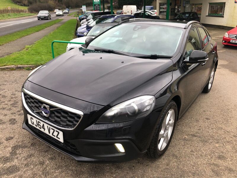 VOLVO V40